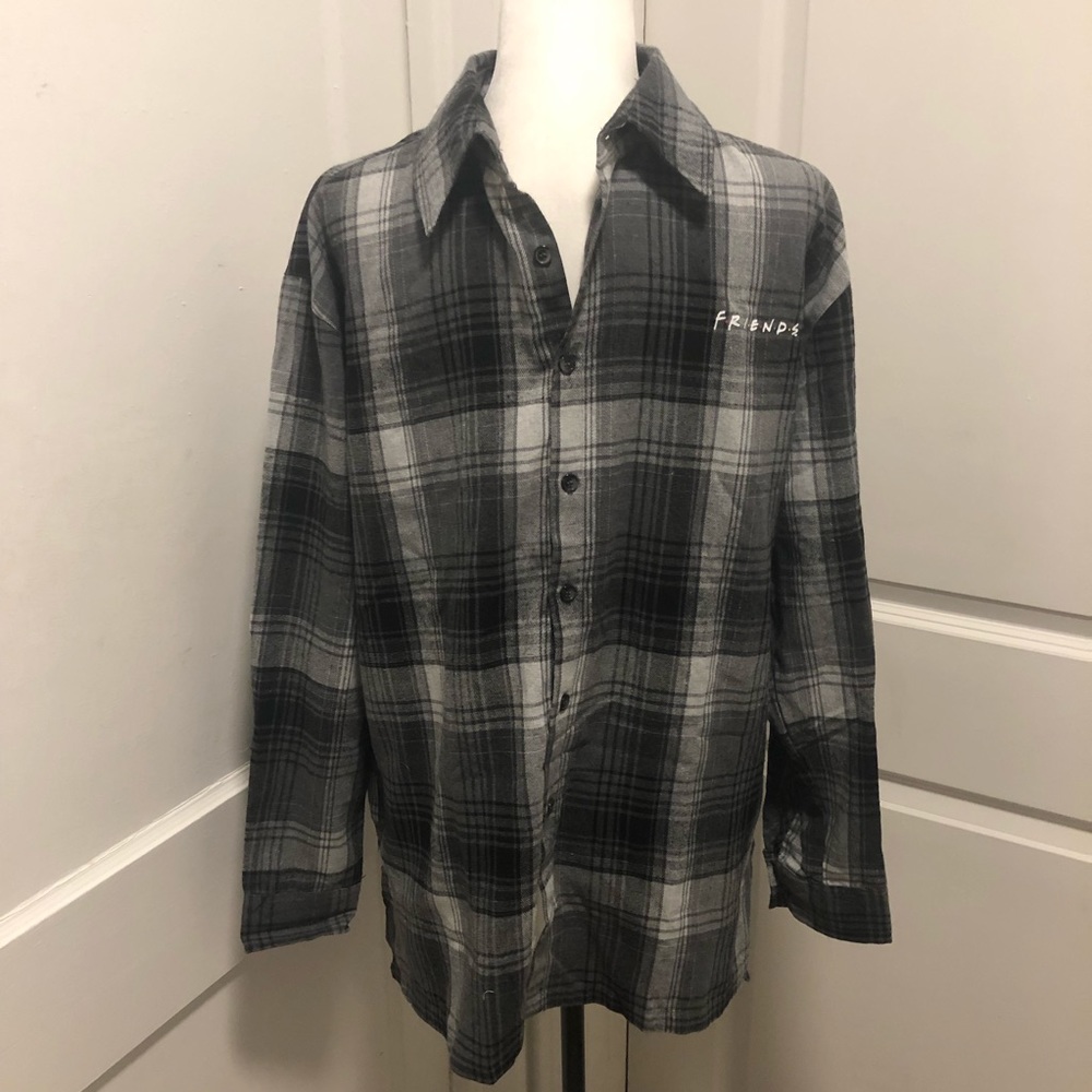 Friends casual men’s shirt size small NWT